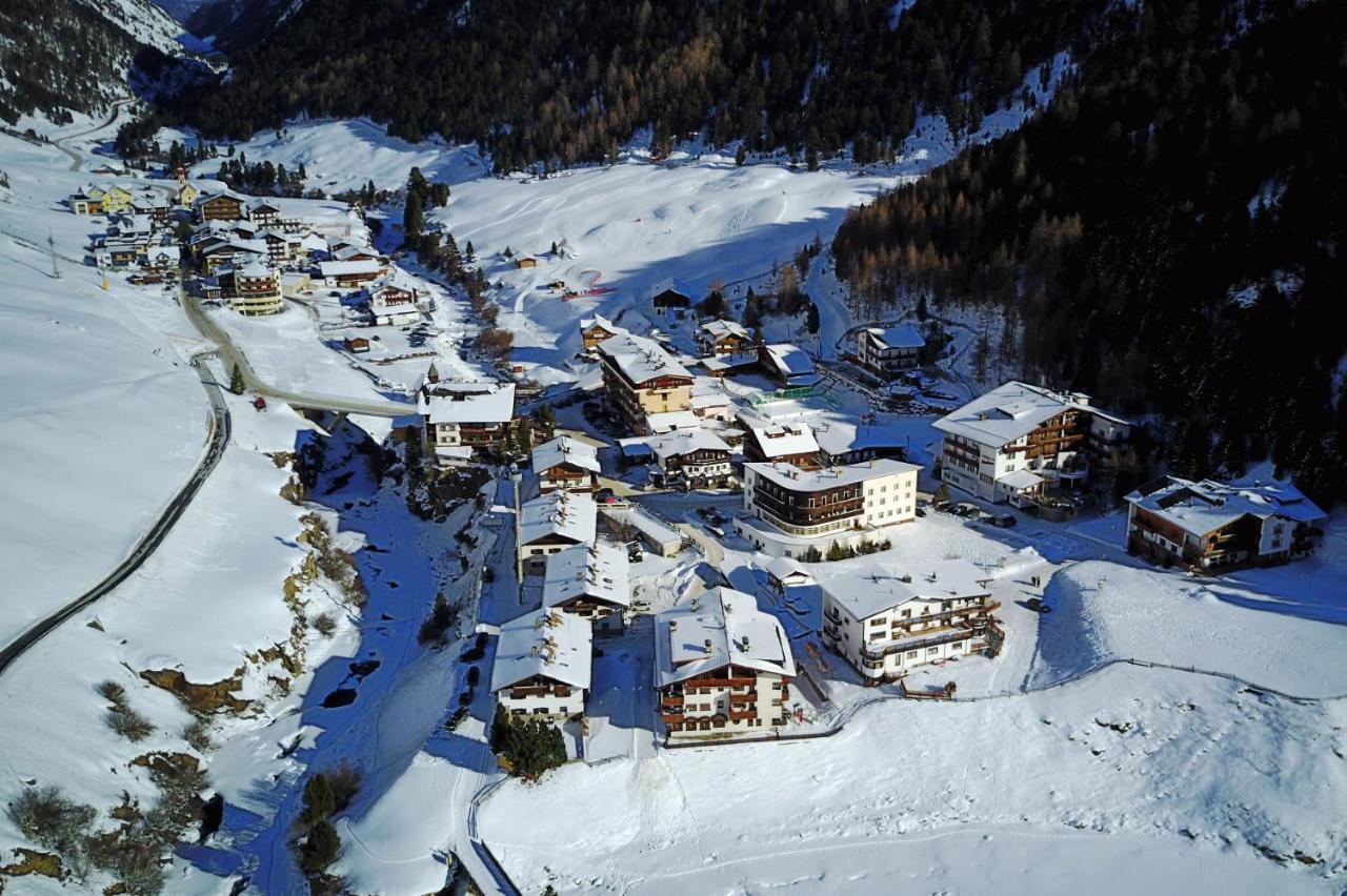 Berghotel-Gasthof Gstrein Vent Exteriér fotografie